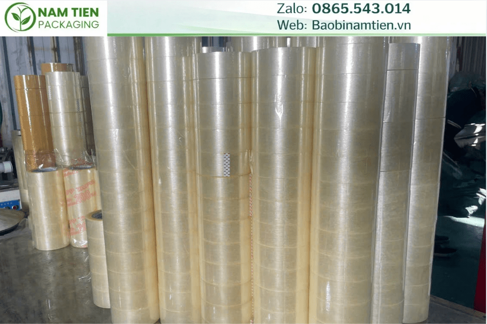 Băng dính trong đóng hàng