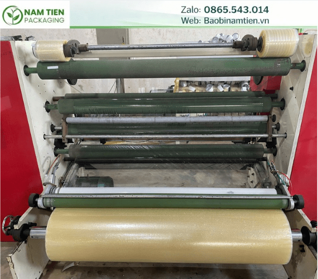 Phân phối băng keo trong Phân phối băng keo trong